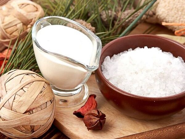Trị thâm mông bằng muối và sữa tươi không đường